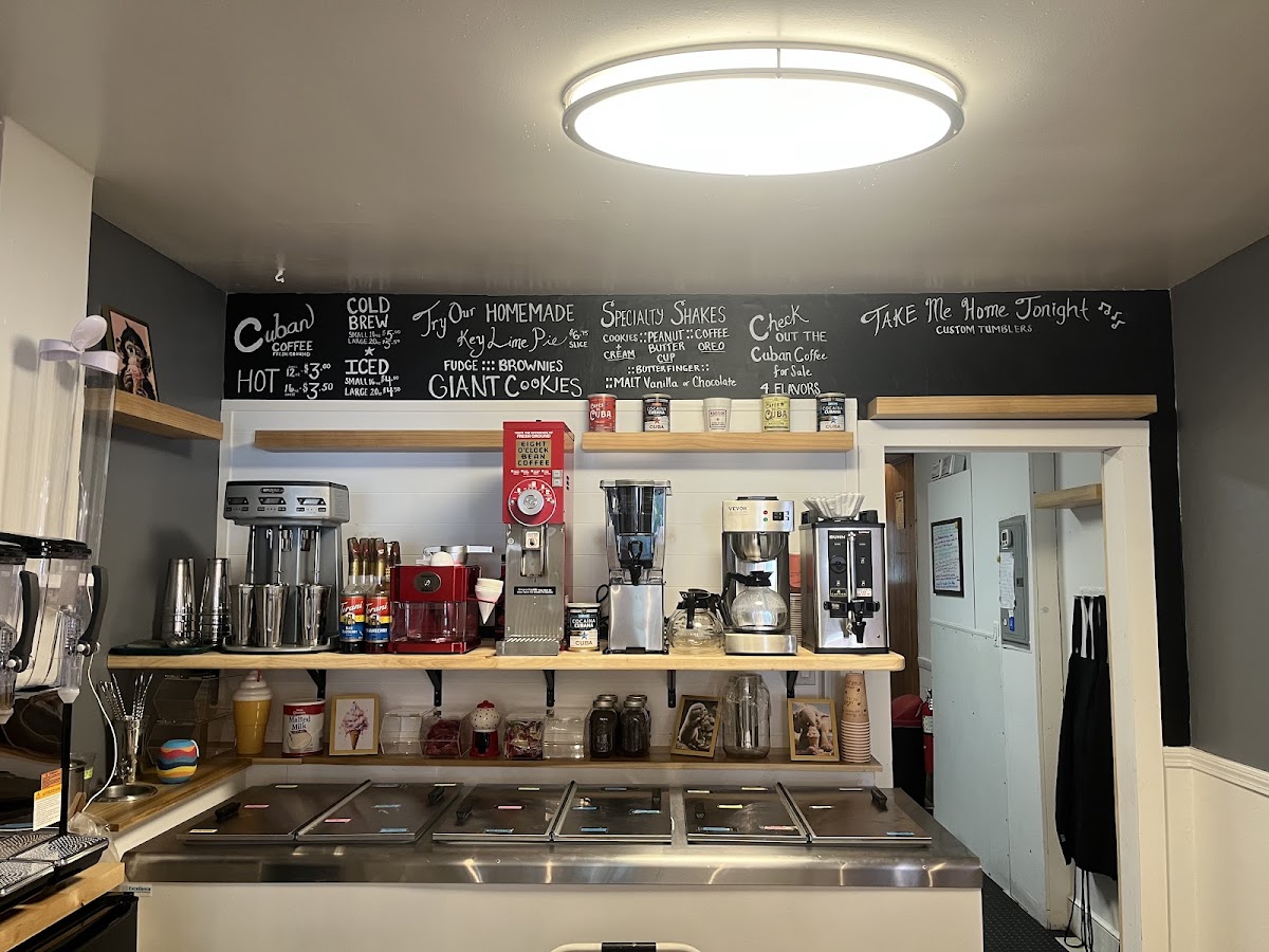 Carter & Ellie’s