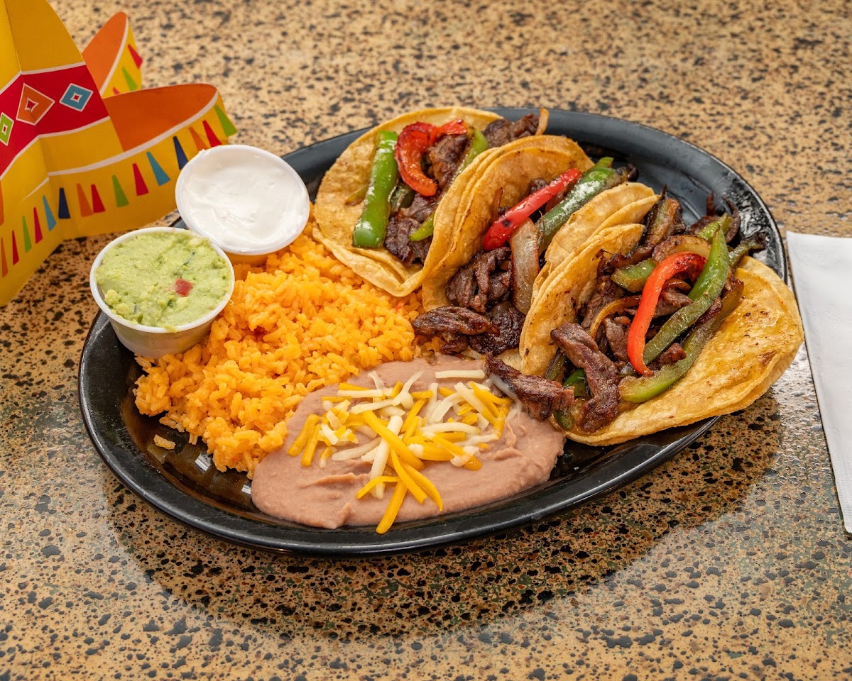 Cinco Lokos Mexican Restaurant