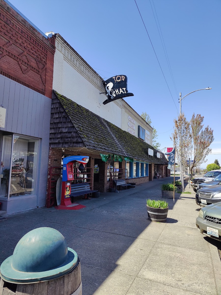 Top Hat Tavern