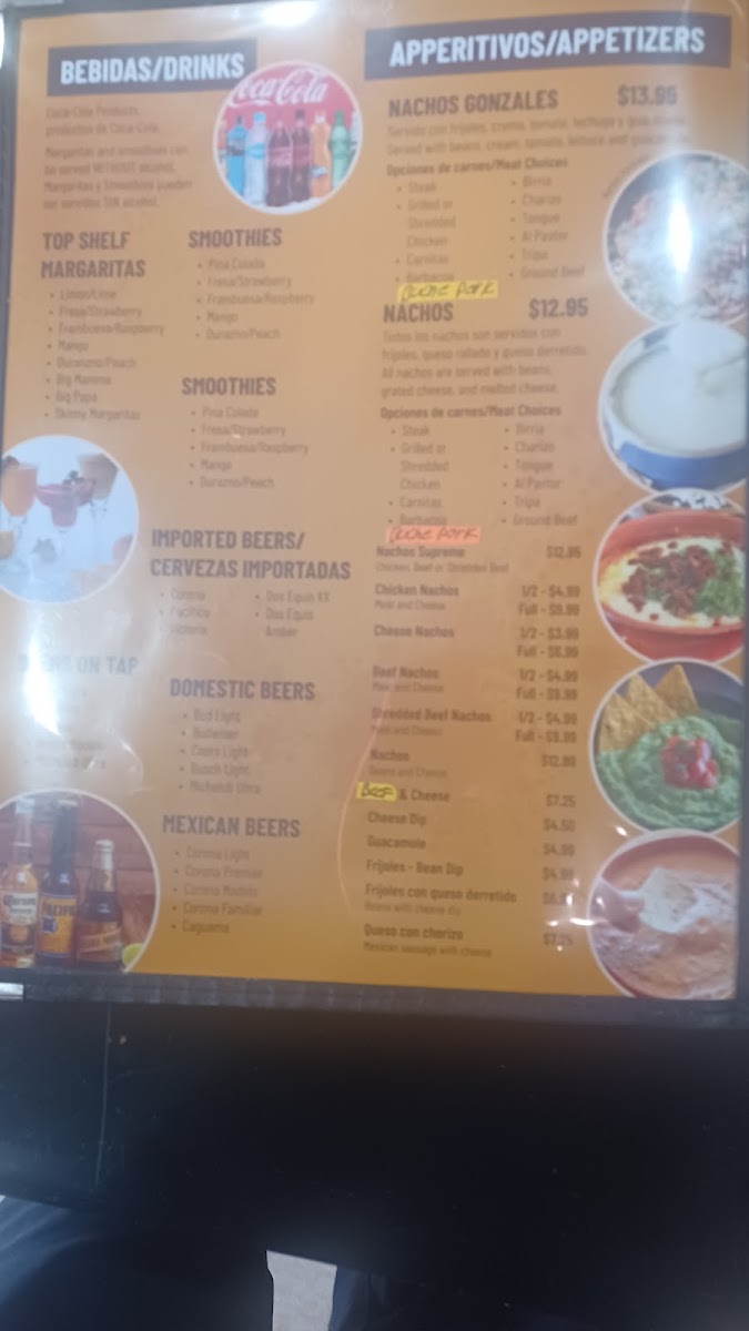 GONZÁLEZ TORTAS menu board