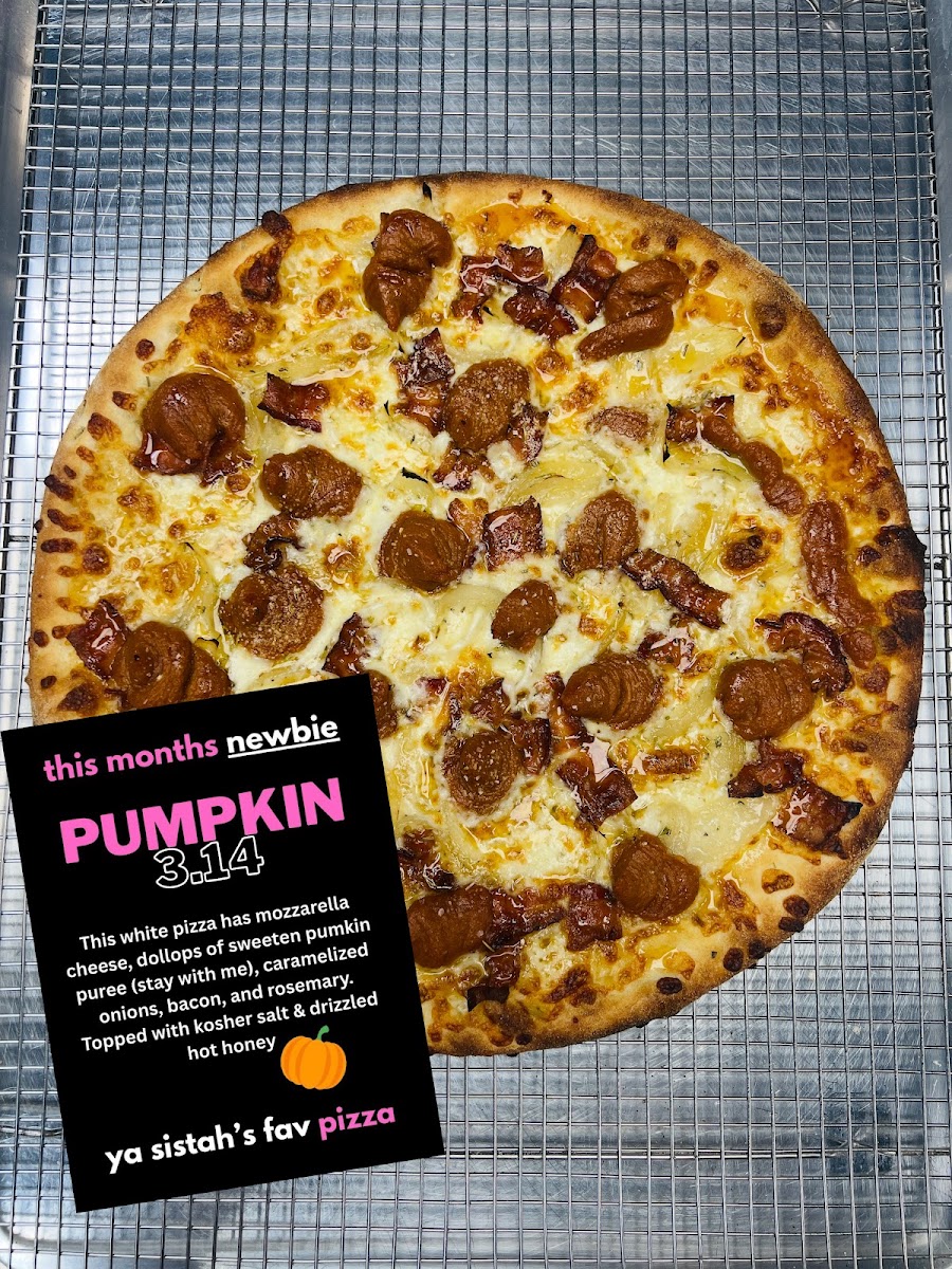 Mutz Pizzeria menu board