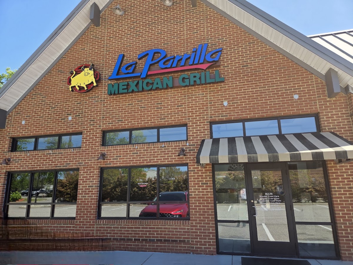 La Parrilla Mexican Grill