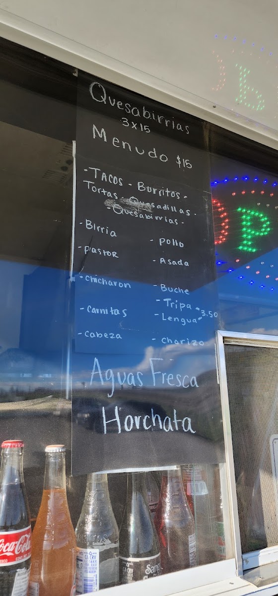 Lonchera Maizal Maya menu board