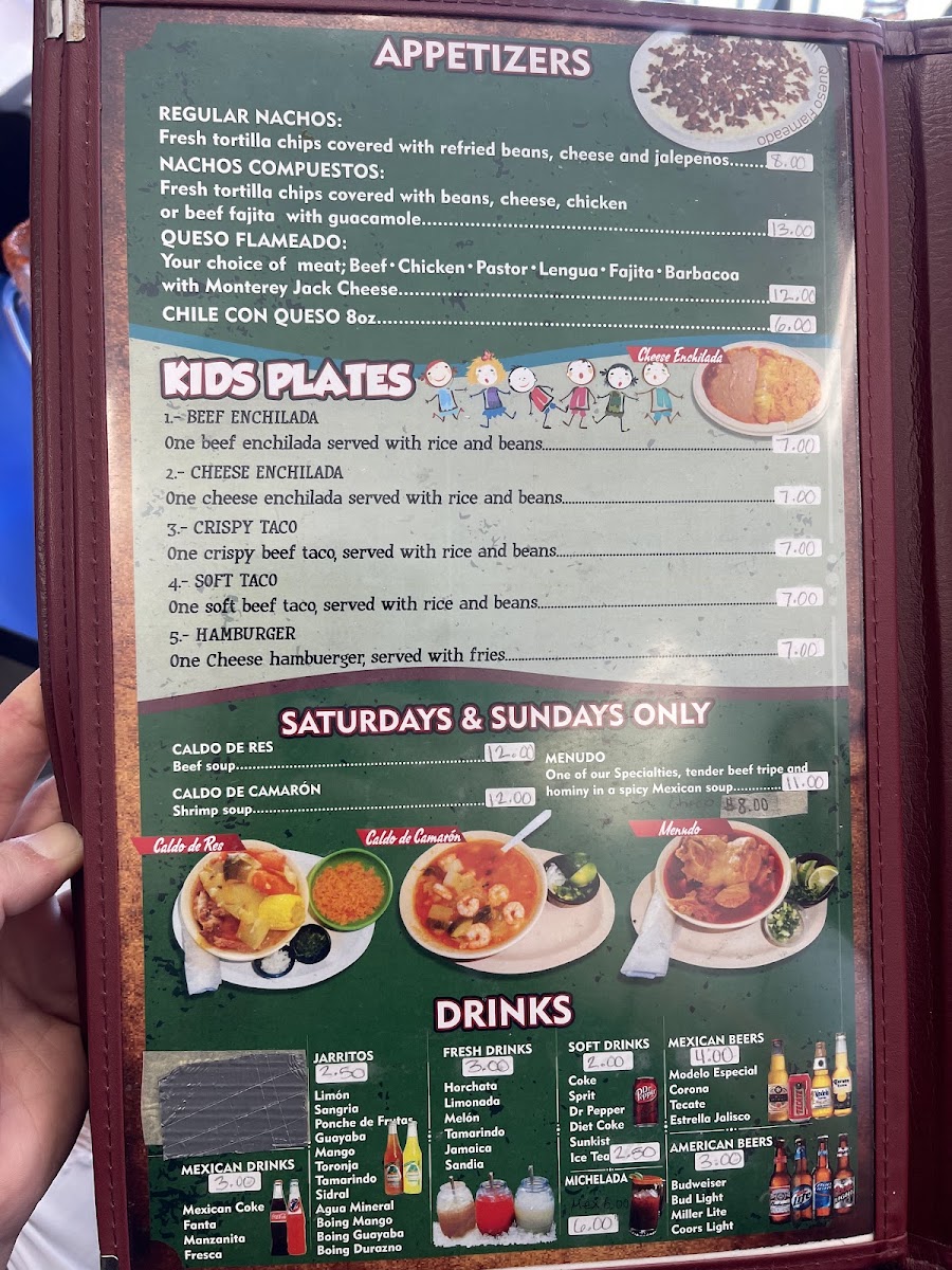 La Perla Taqueria menu board