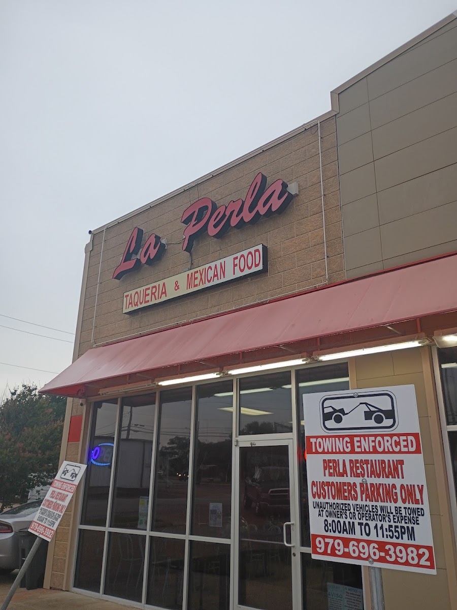 La Perla Taqueria