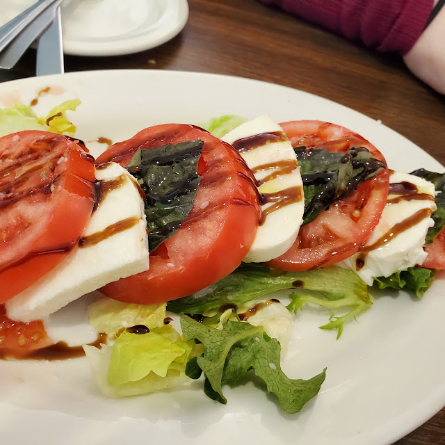 Tomato Caprese Salad