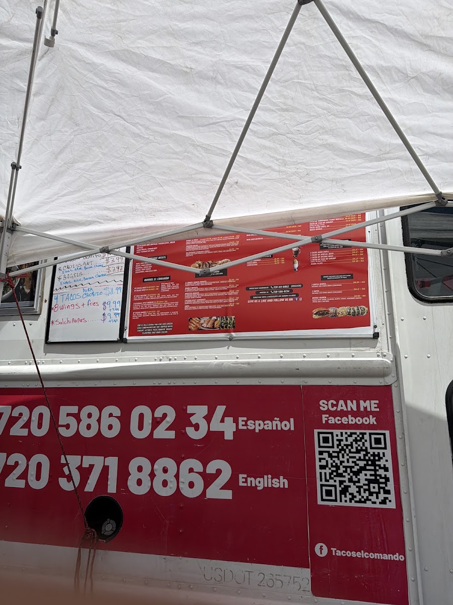 Tacos el Comando menu board