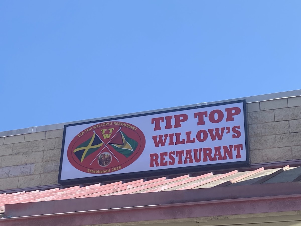 Tip Top Willow's Llc