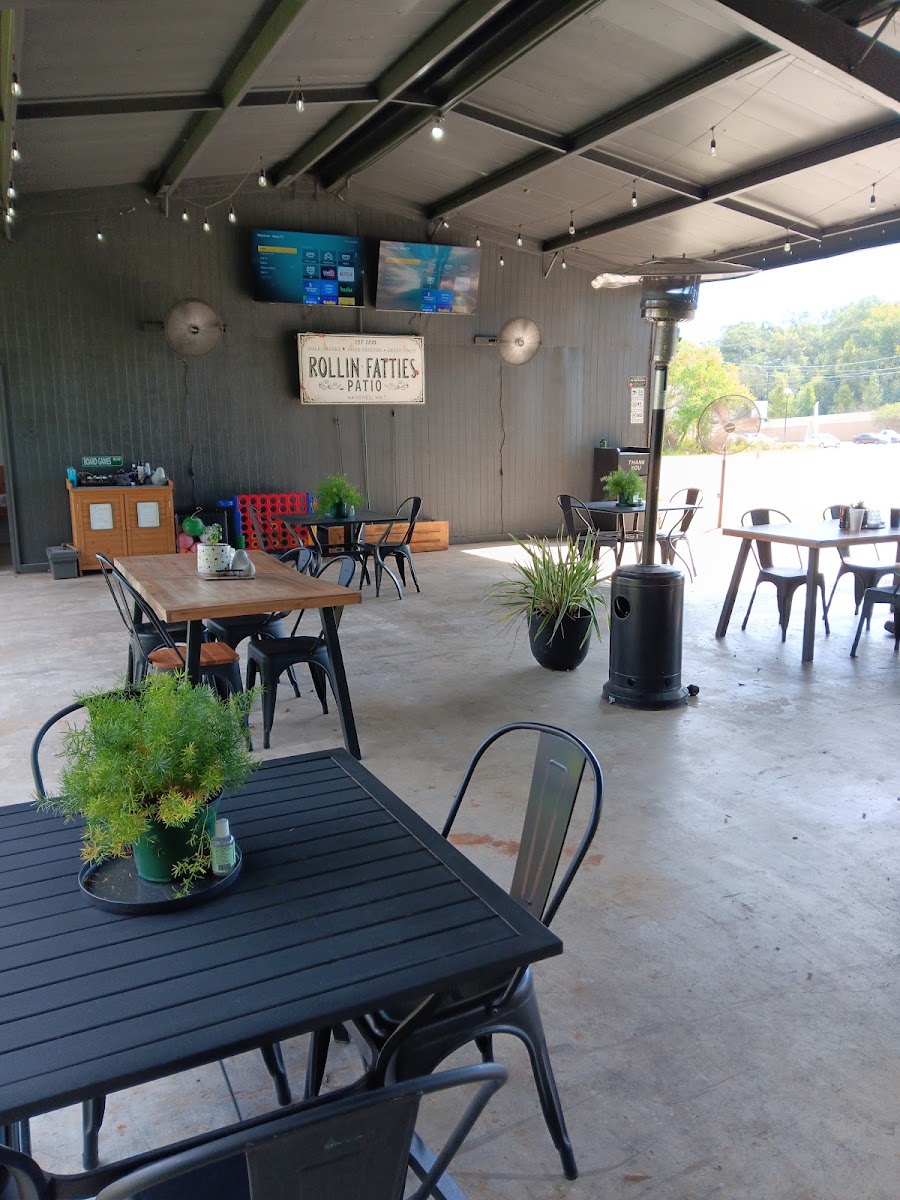 Rollin' Fatties Food Truck Recreational Park
