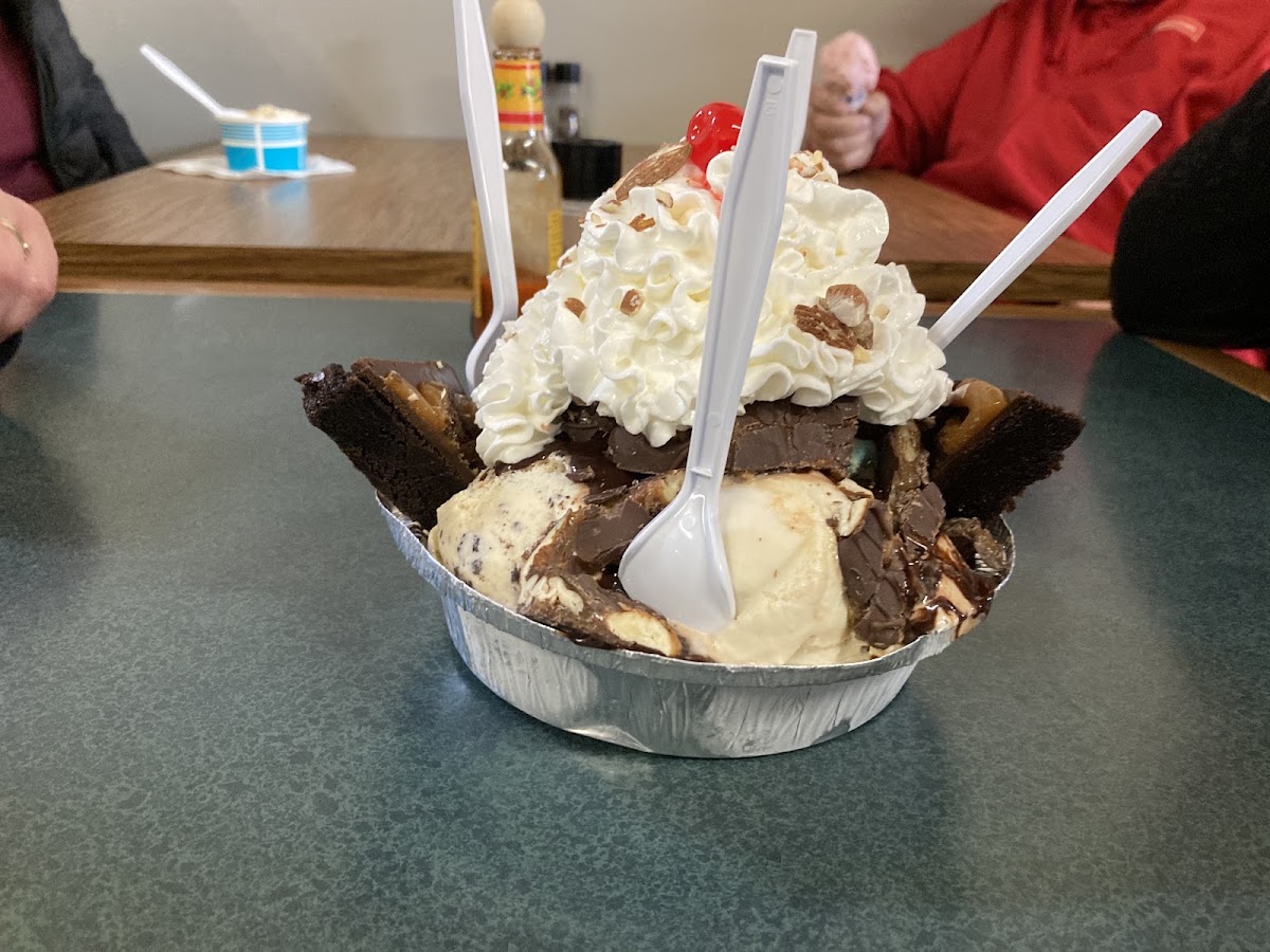Scoops Corner Café