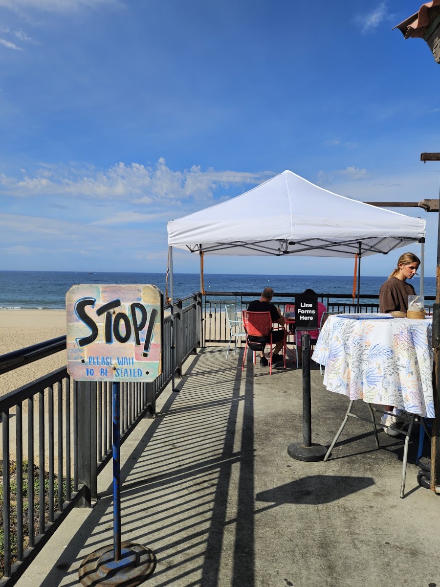 Oceans Cafe and Grill