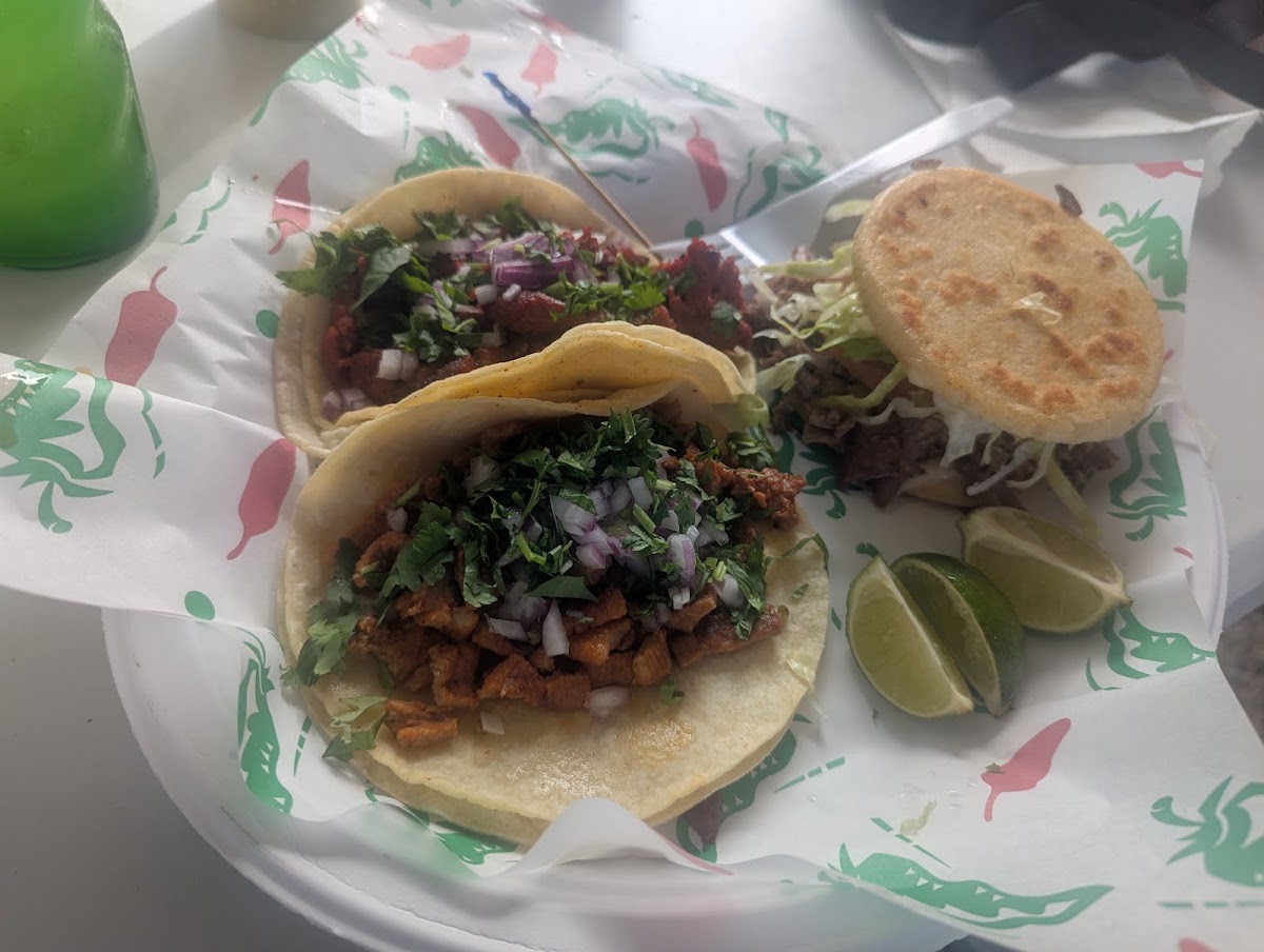 Tacos Los Dos Compadres