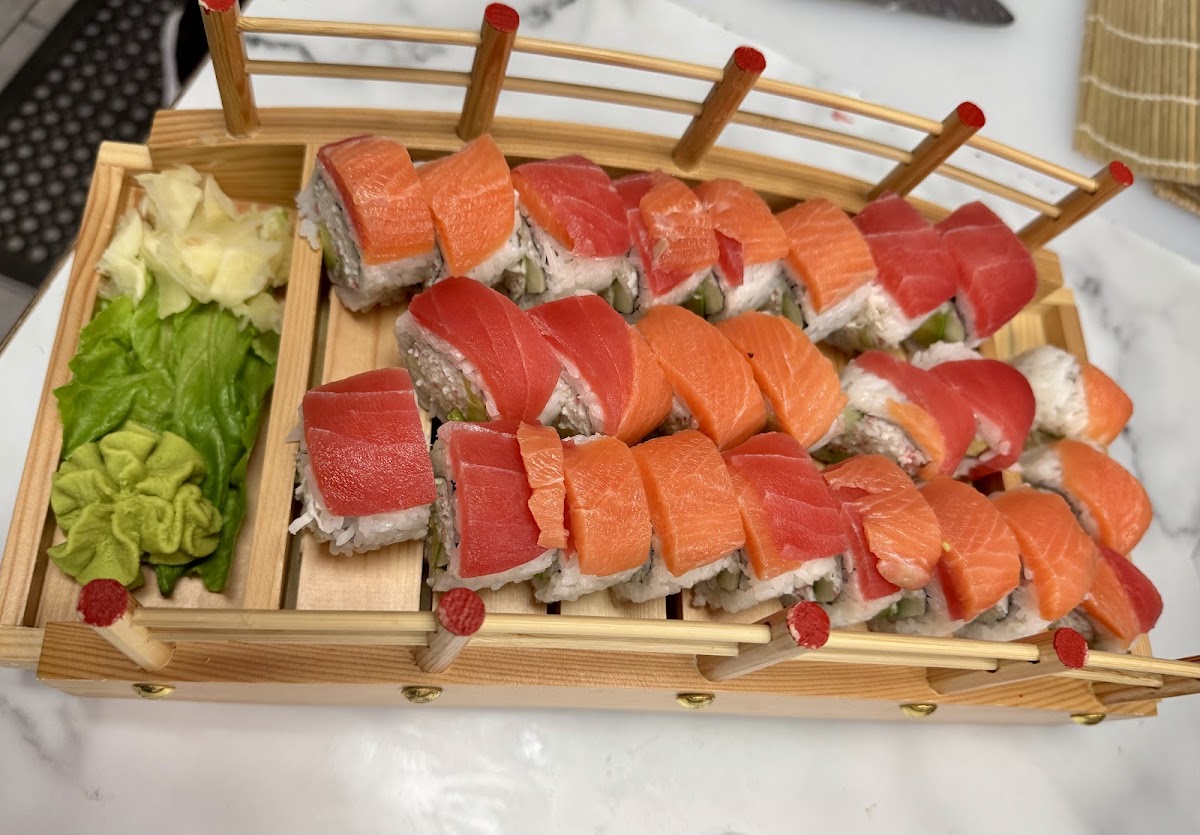 Hefner Sushi & Poke