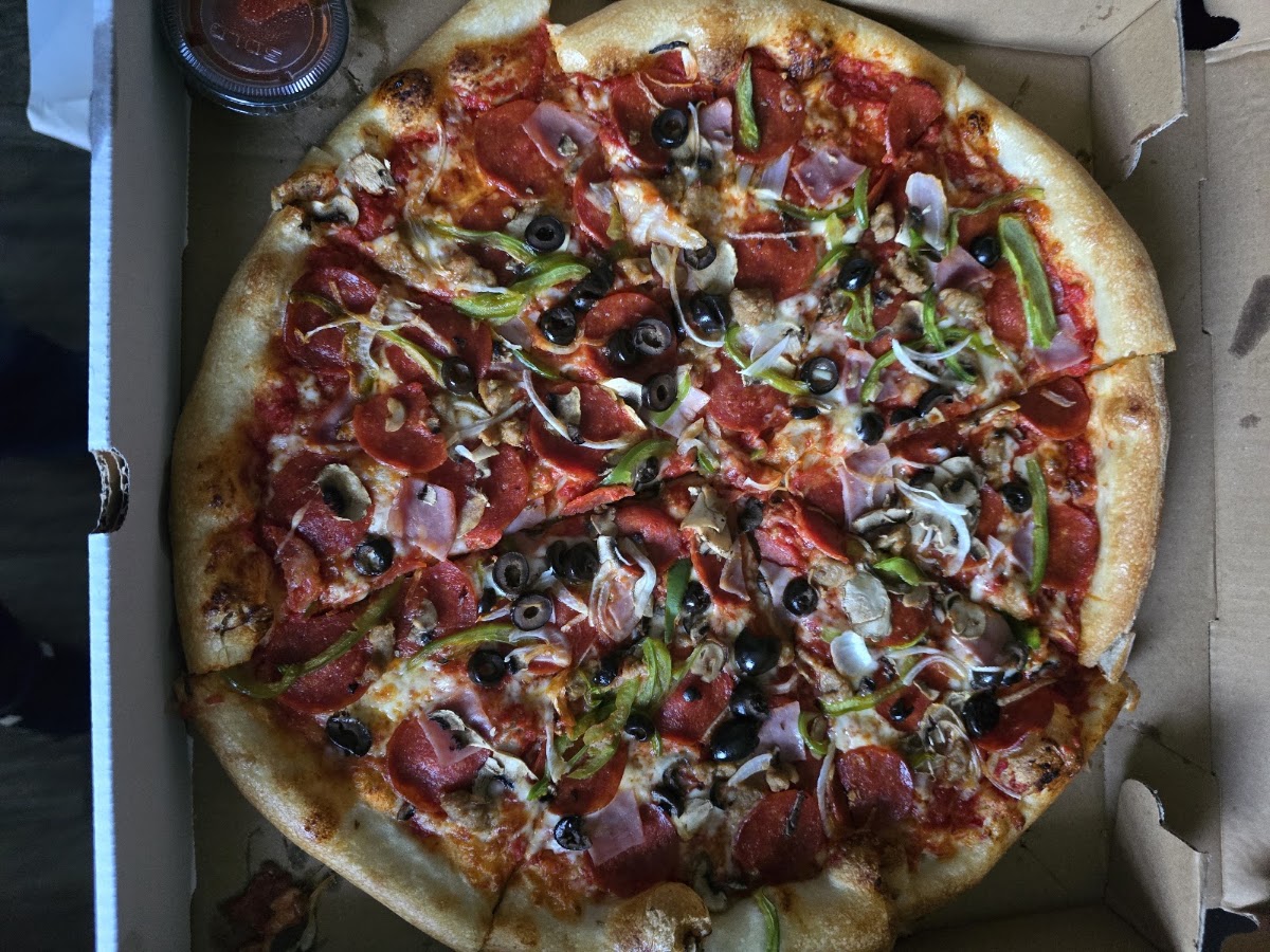 Foxy Roxy’s Pizza