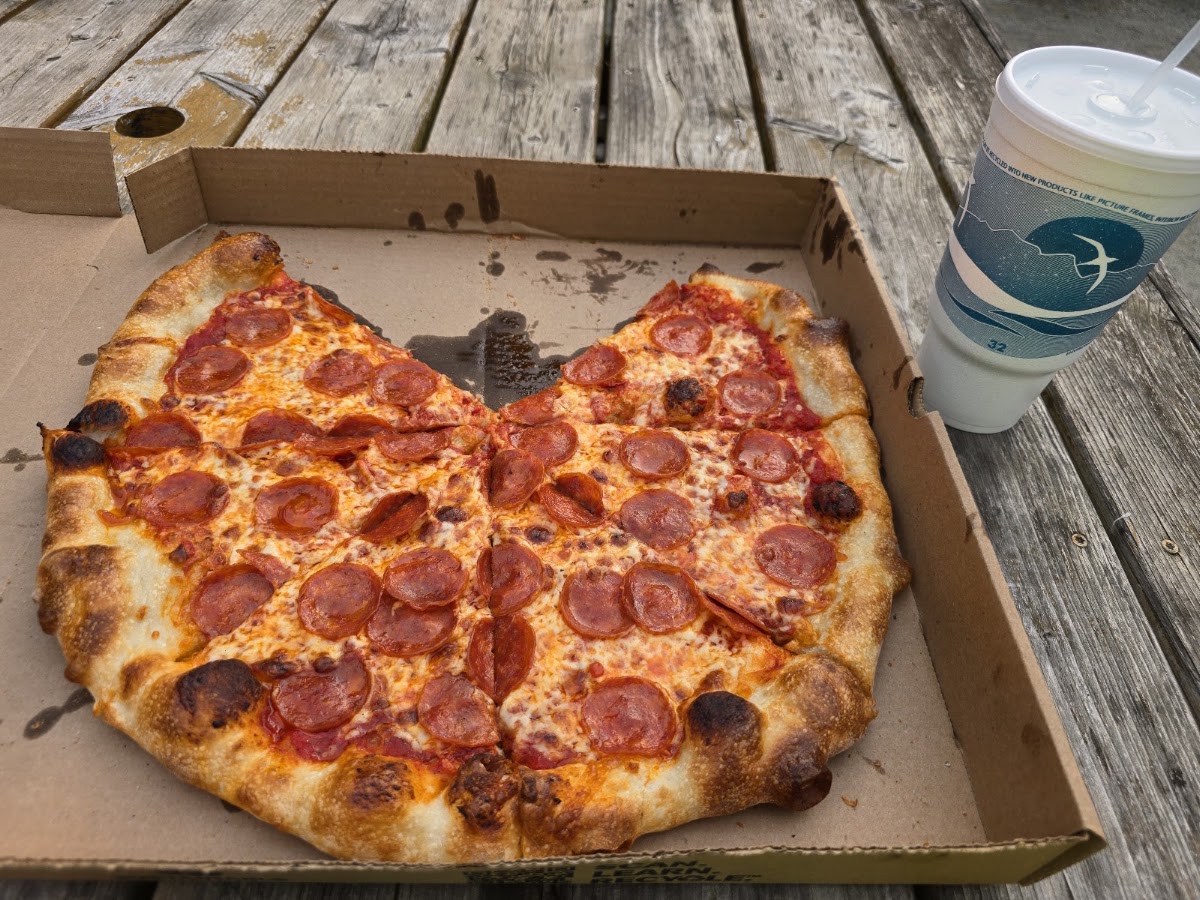Foxy Roxy’s Pizza