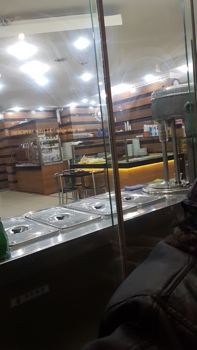 Adiloglu Cafe