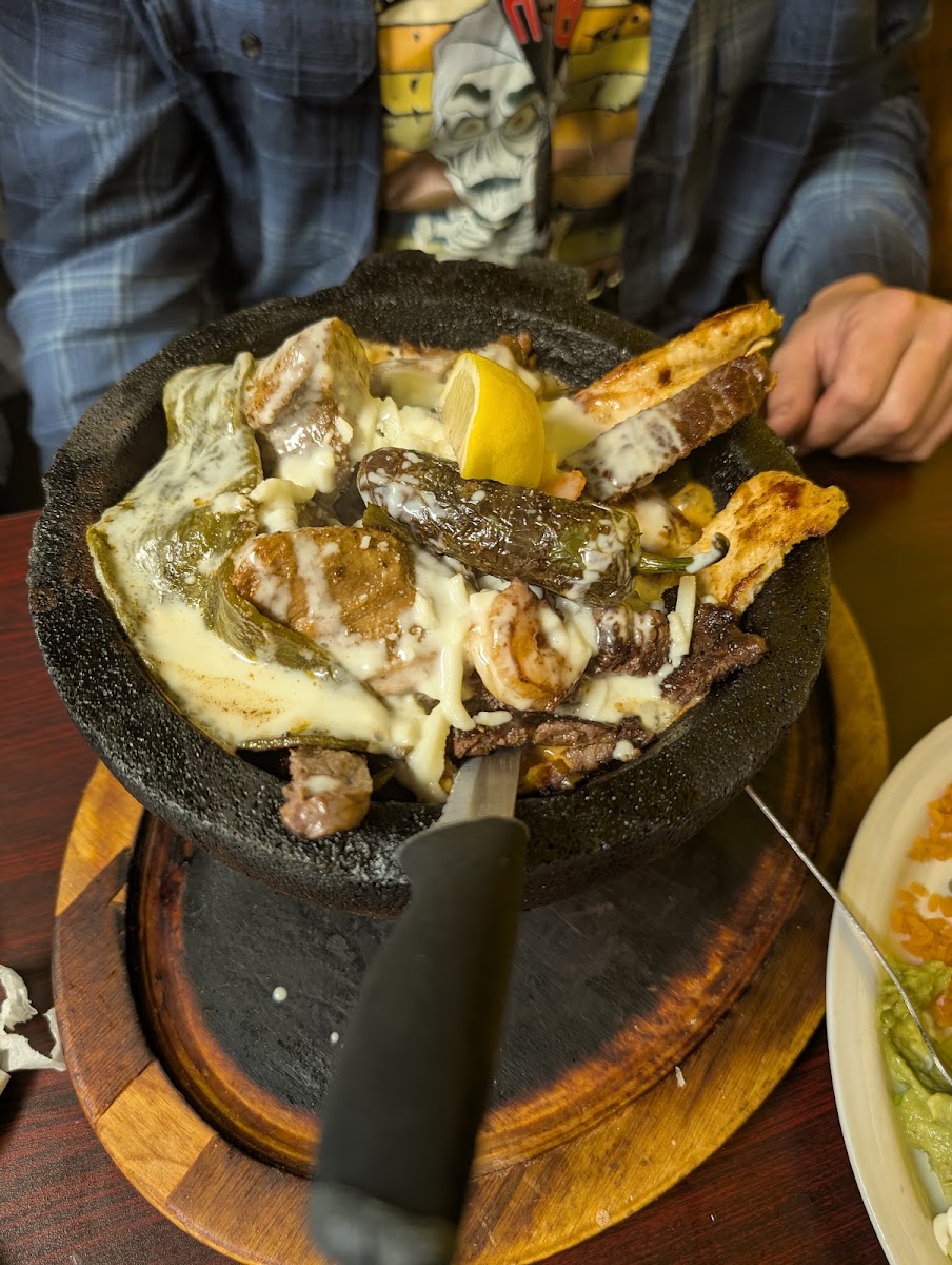 El Azteca Mexican Grill