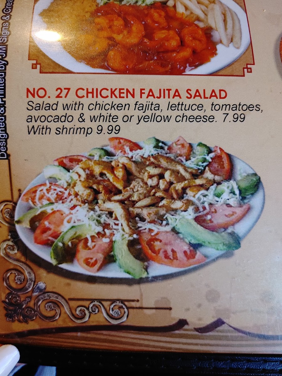 Taqueria La Escondida menu board