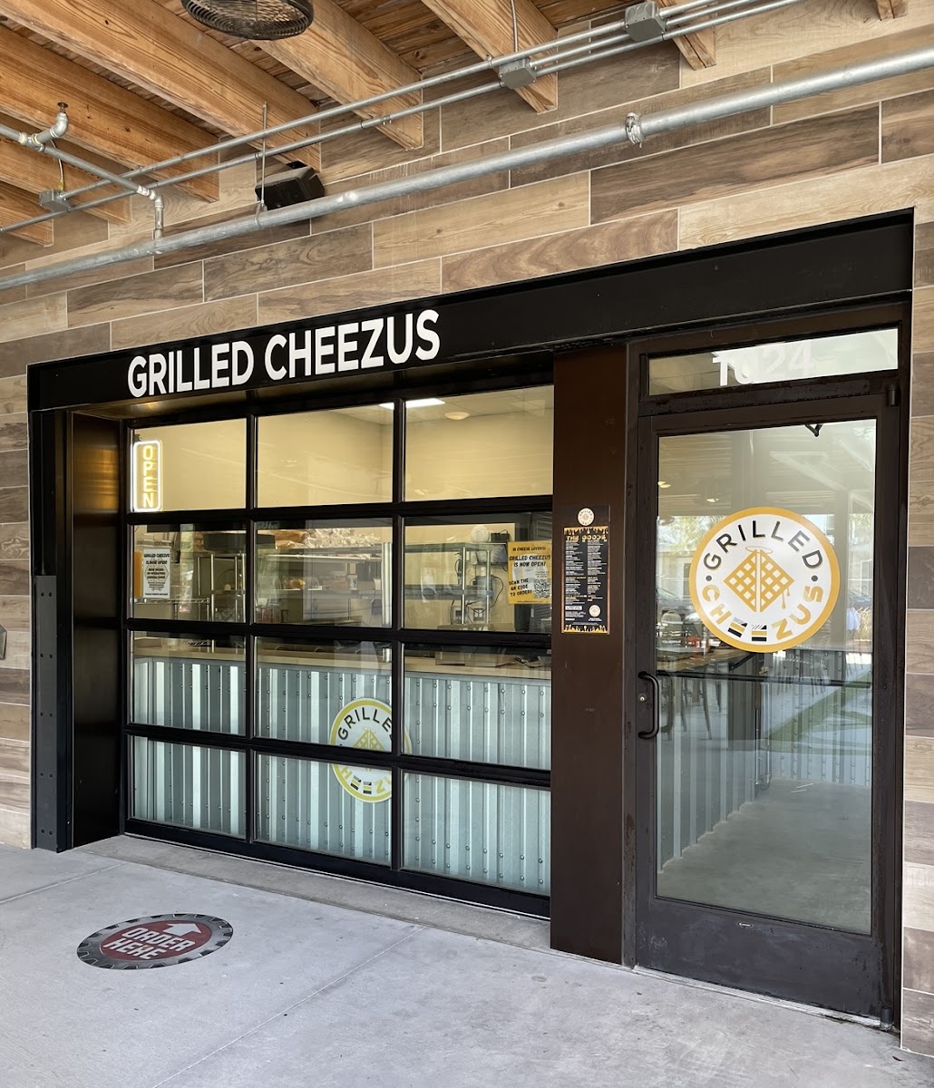 Grilled Cheezus Oviedo
