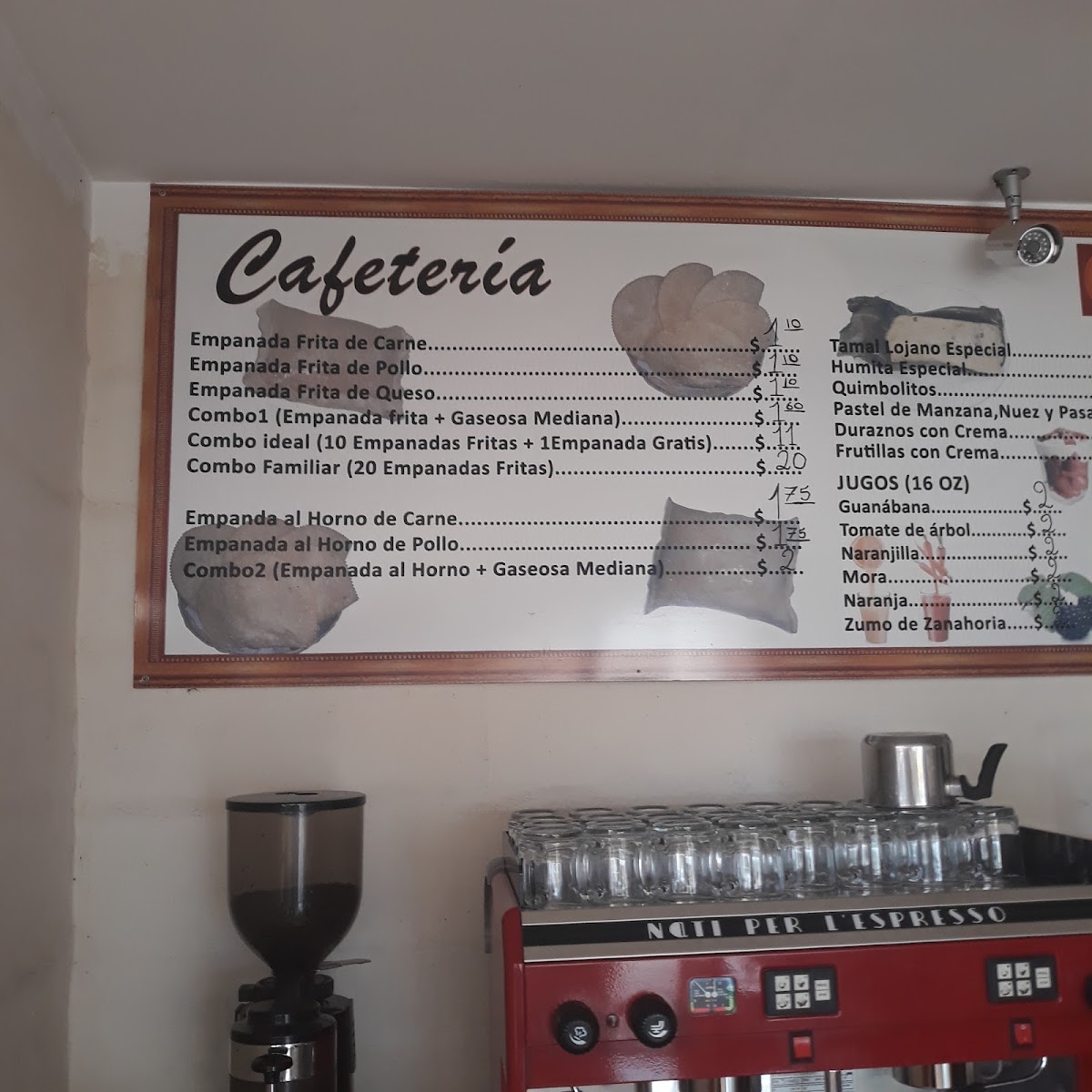 RAPIDITO EMPANADAS CHILENAS menu board