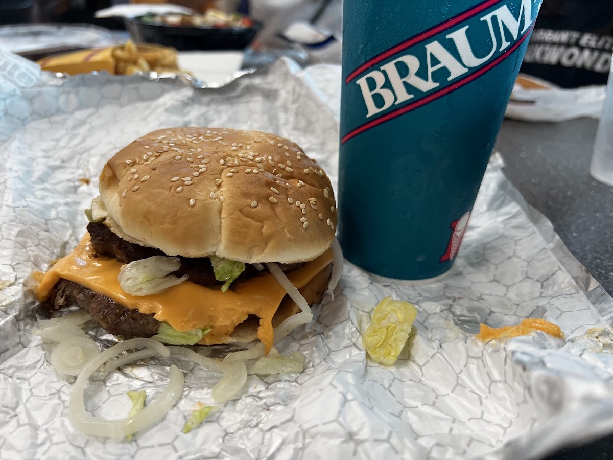Braum's Ice Cream & Burger Restaurant