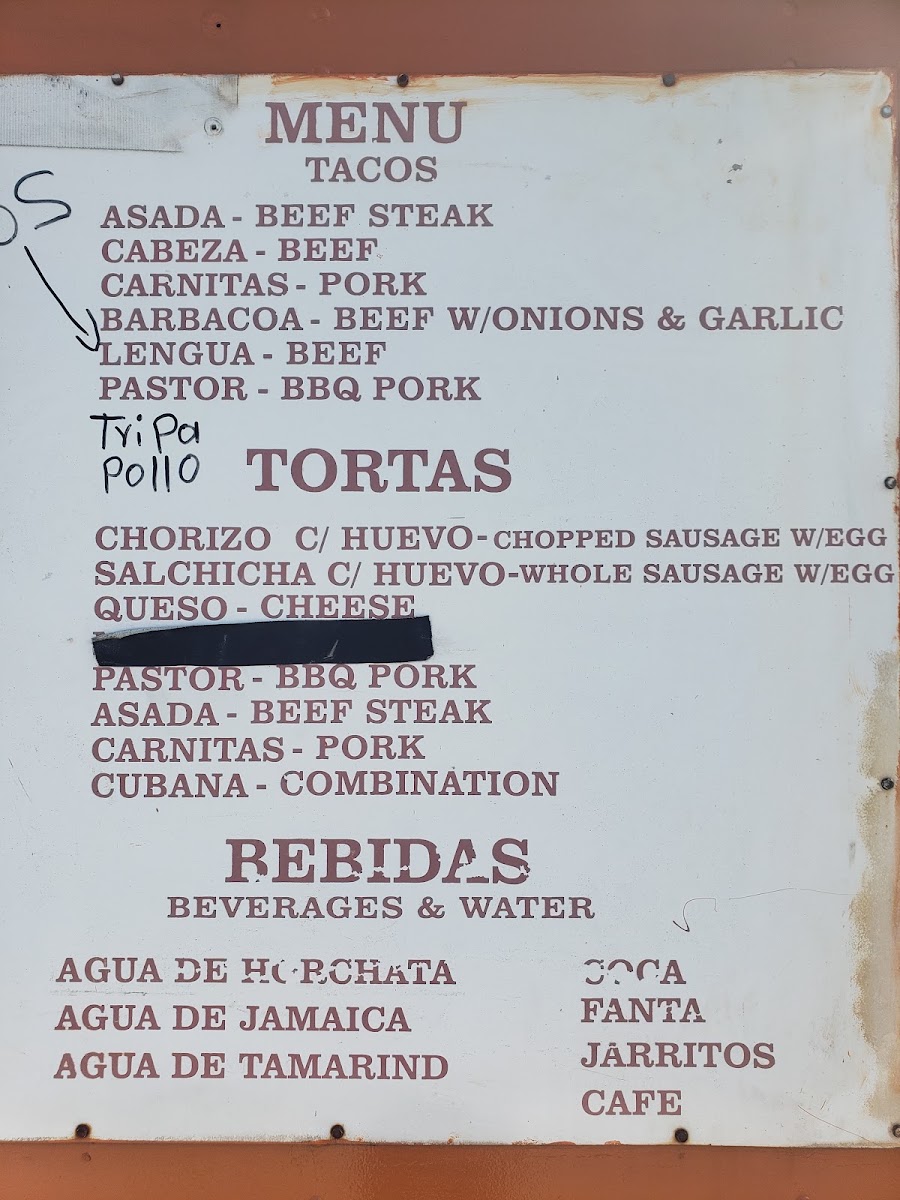 Taquería 'Las chicanitas' menu board