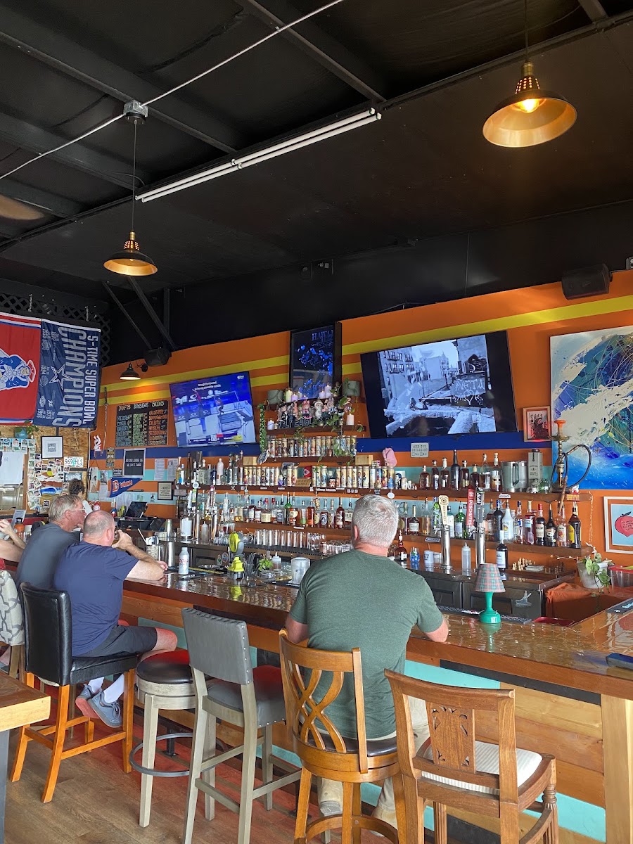 Da Whip Sandos & Bar
