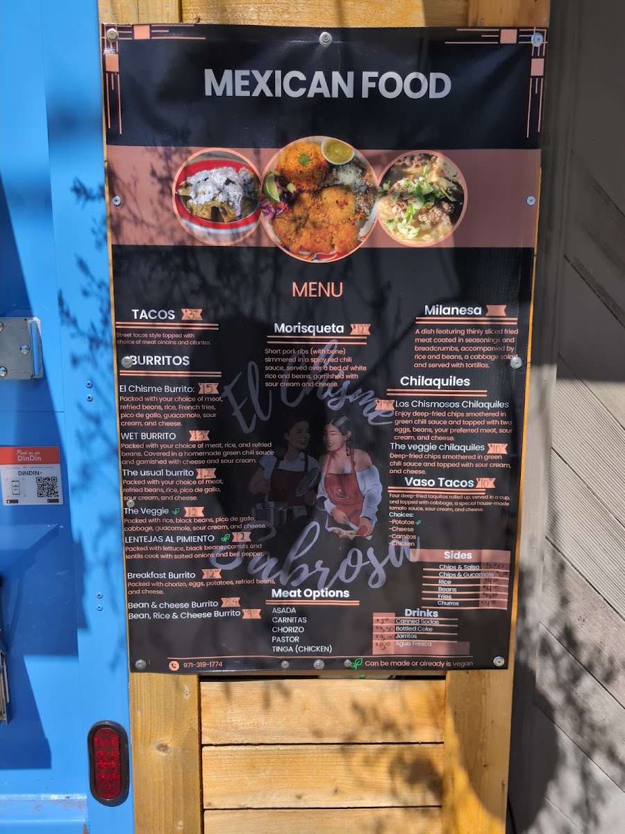 El Chisme Sabroso menu board