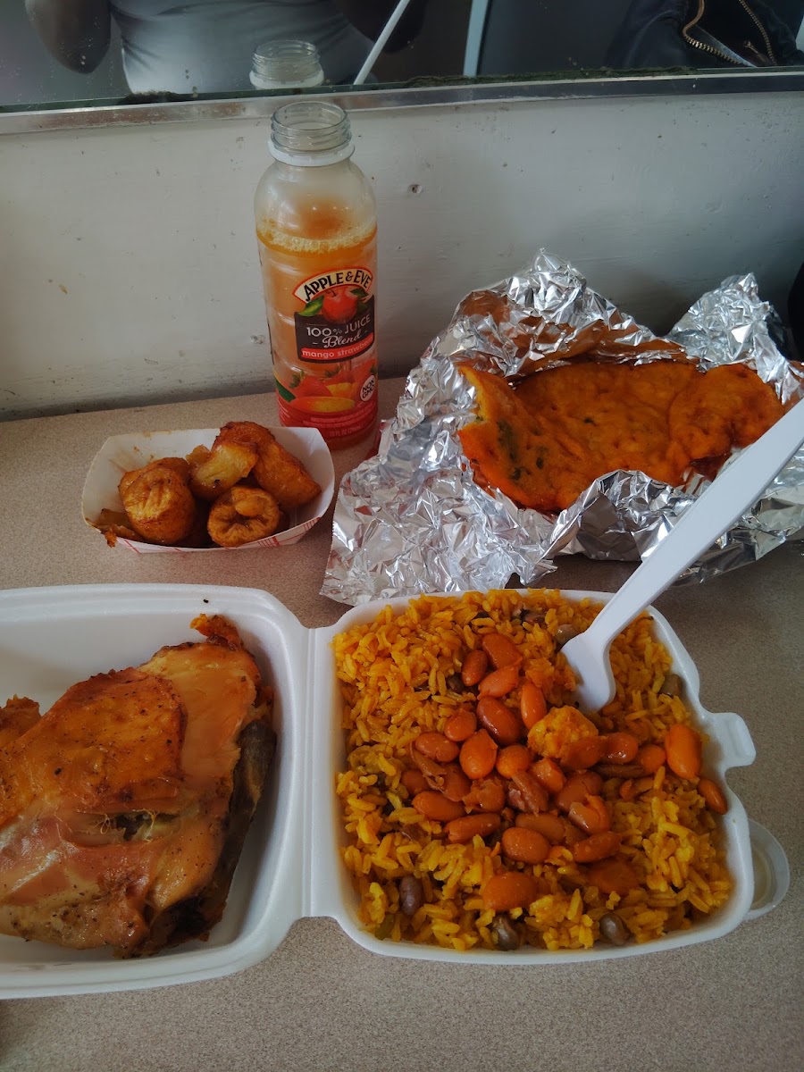 El Bohio Restaurant
