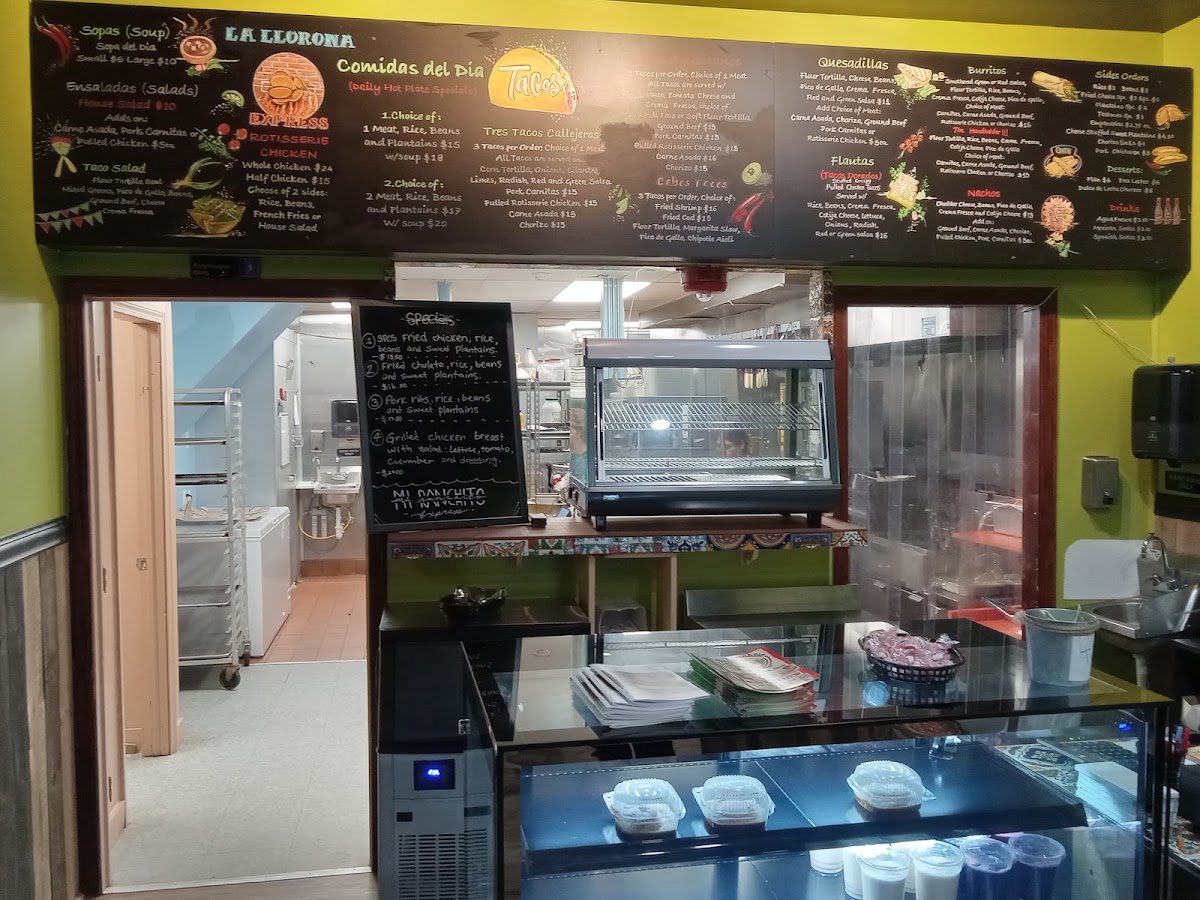 Mi Ranchito Express menu board