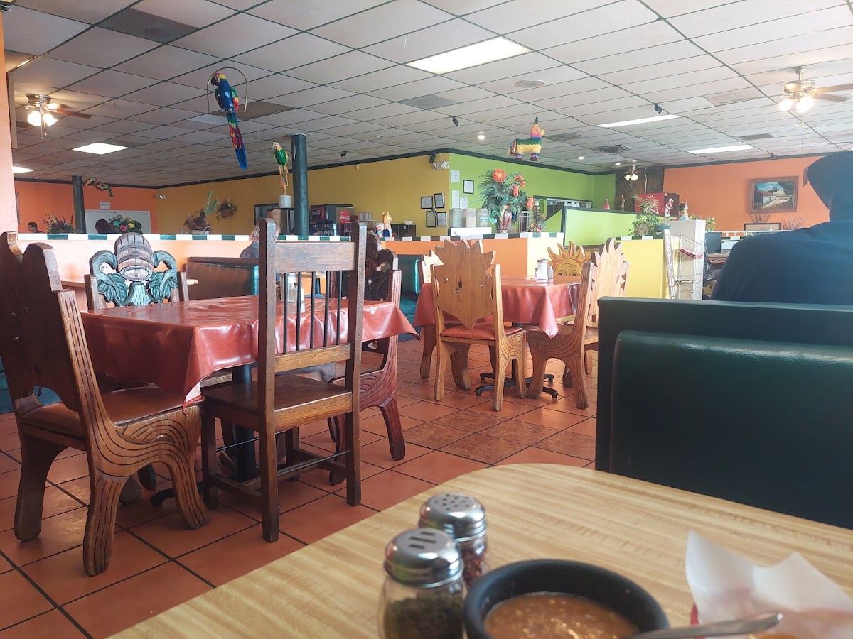 El Crucero Restaurant