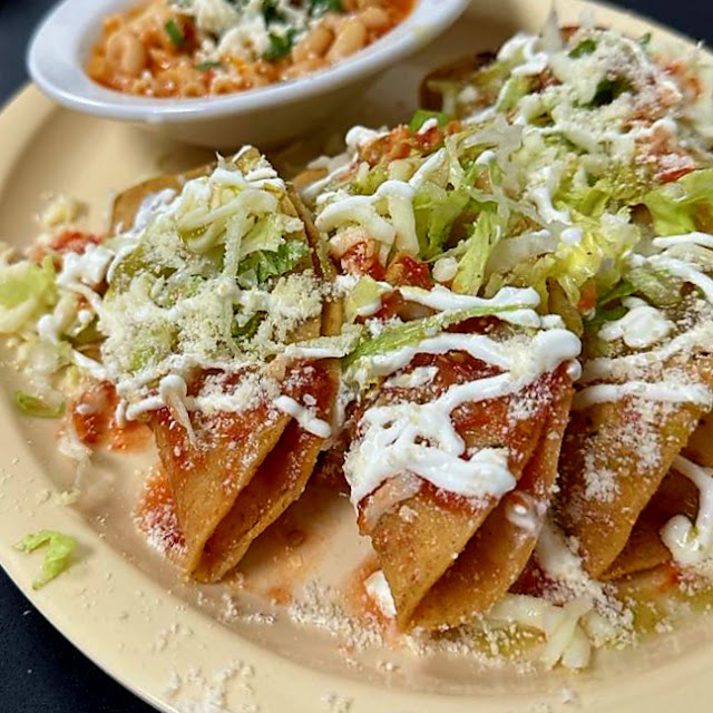 Taquitos Dorados Crunchy Taco Rolls
