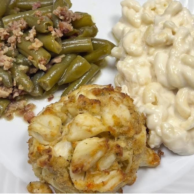 Jumbo Lump Crabcake Platter