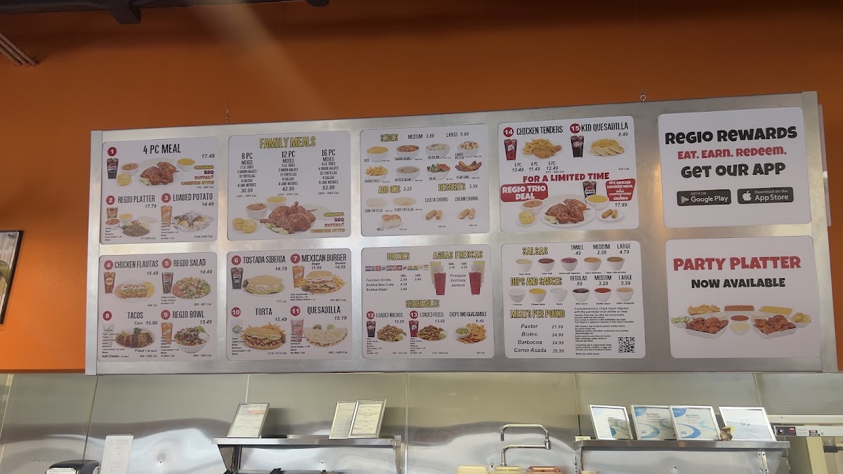 Pollo Regio menu board