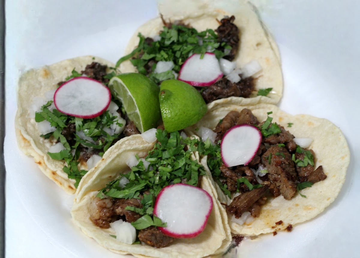 Tacos Las Perlitas y Estrellita Market Burley