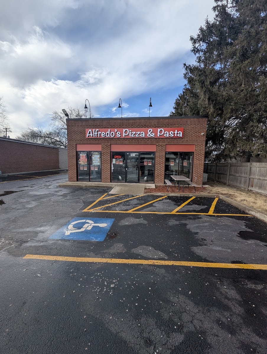 Alfredo's Pizza and Pasta