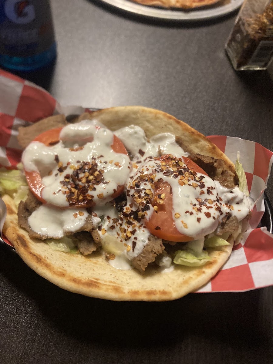 Yum Yum Gyros & More