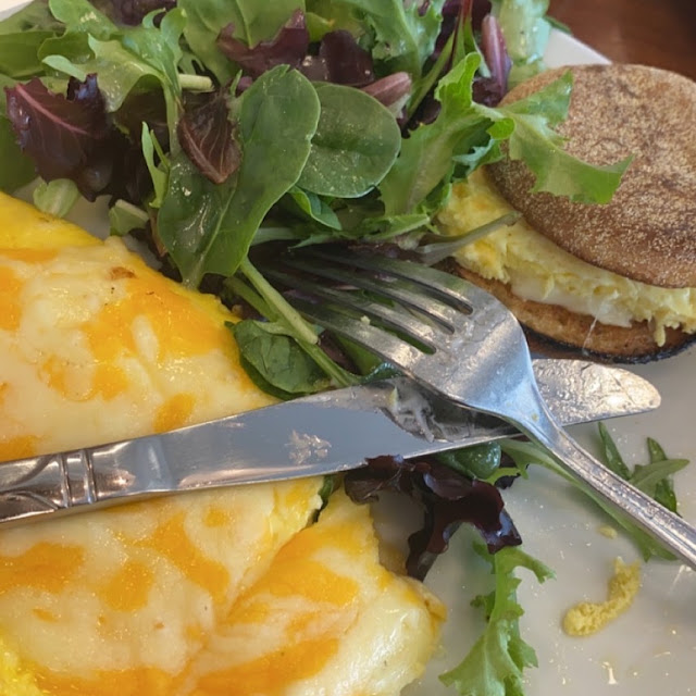 G O a T Omelet
