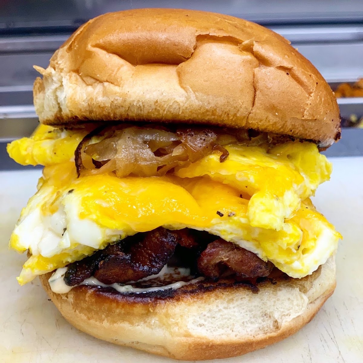 NOMZ - Restaurant & Bar - Akron, OH
