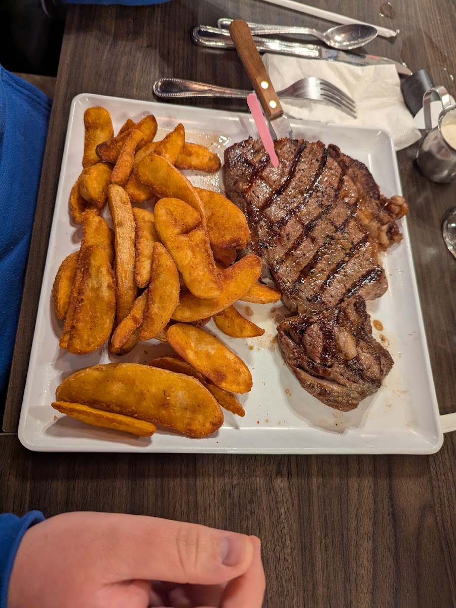 Back Bay Grill & Games