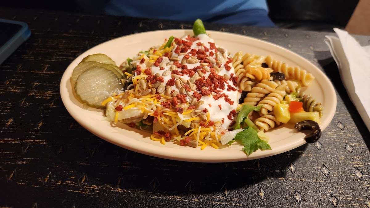 Floral & Hearty Diner