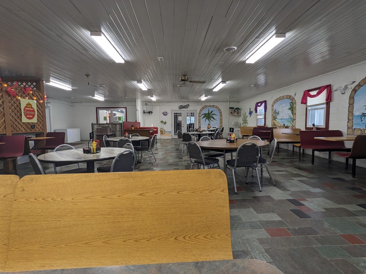 Plymouth Rock Poolside Restaurant