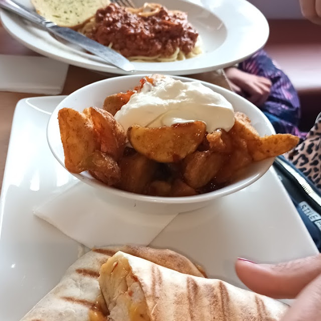 Chilli Chicken Wrap and Wedges