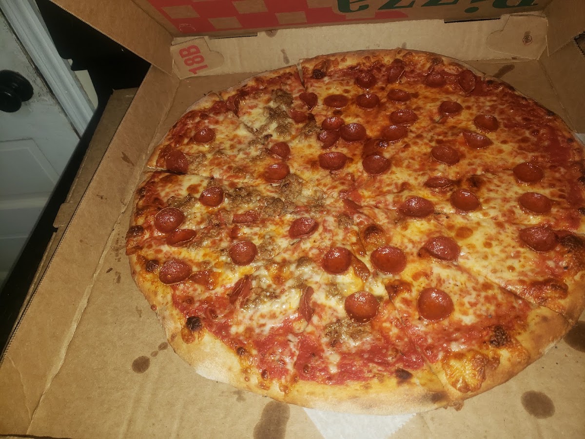 Conti’s Pizzeria & Pit