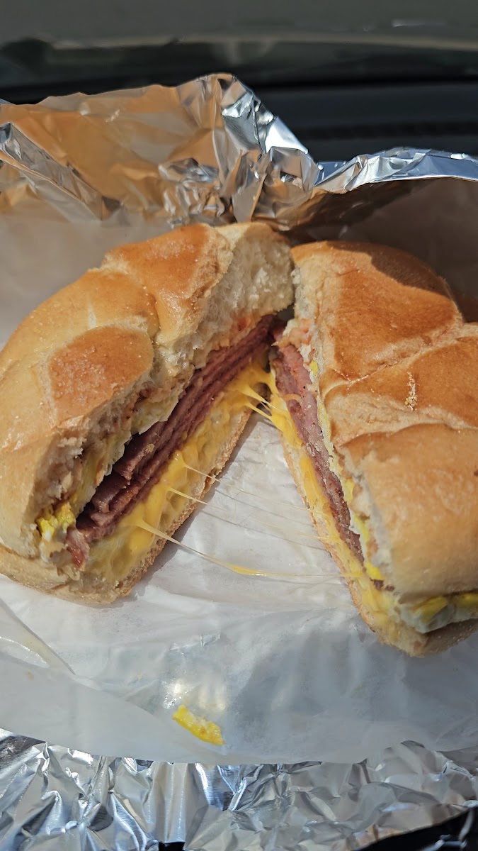 Antonio’s Deli-Cious Khafe