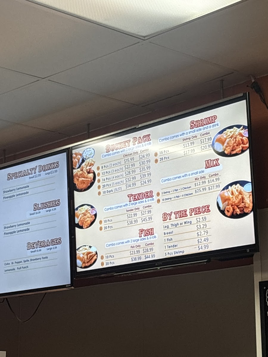 The HEN HOUSE louisiana homestyle fried chicken menu board