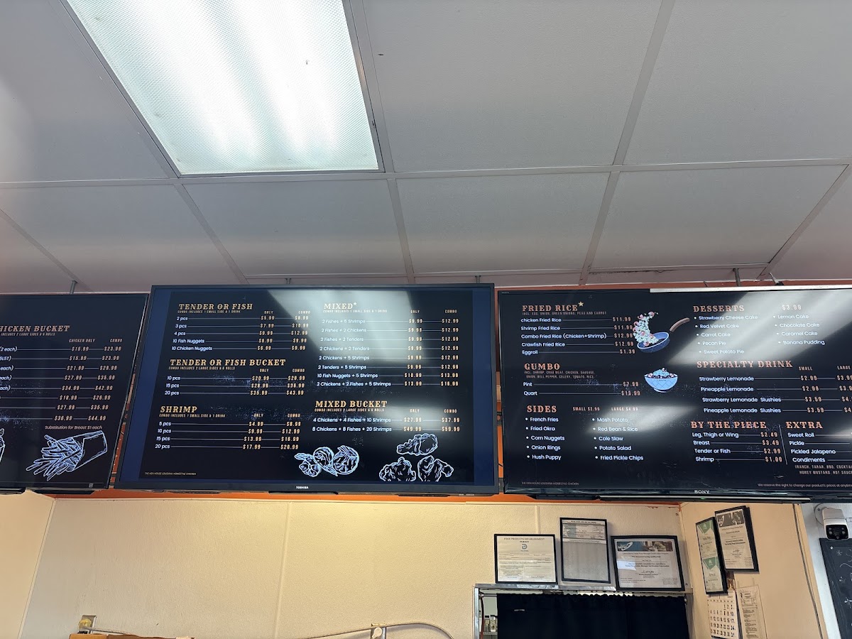 The HEN HOUSE louisiana homestyle fried chicken menu board