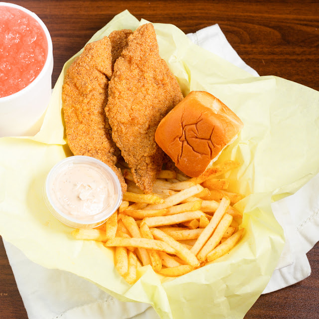 2 Fishes 2 Tenders Combo