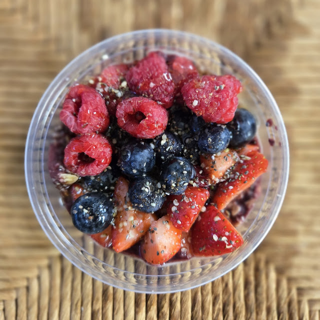 Strawberries Walnuts
