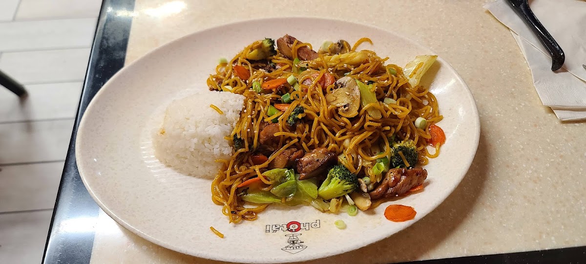 Pho Tai